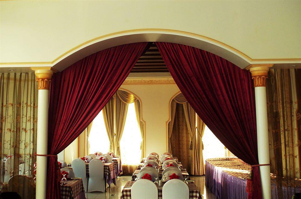 Al Maha Int Hotel Oman Muscat Restoran gambar